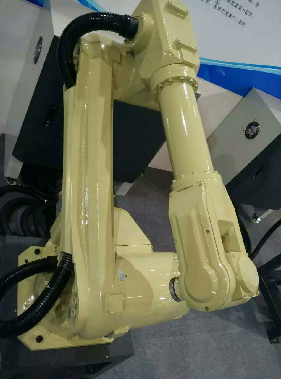 什么樣的機器人算是工業(yè)機器人？